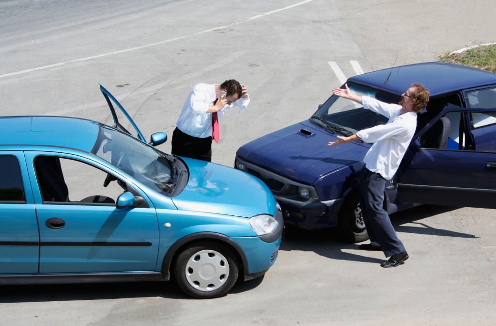 DAÑOS A TERCEROS EN UN ACCIDENTE DE TRÁFICO